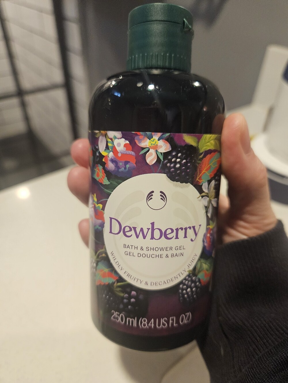 The Body Shop Bath & Shower Gel - Dewberry. - Picture 2 of 2